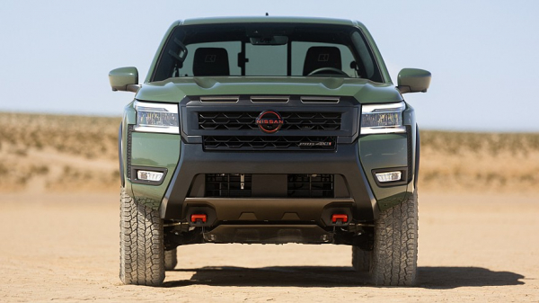Nissan Frontier обзавёлся новой топовой версией Pro-4X R и стал &laquo;богаче&raquo;