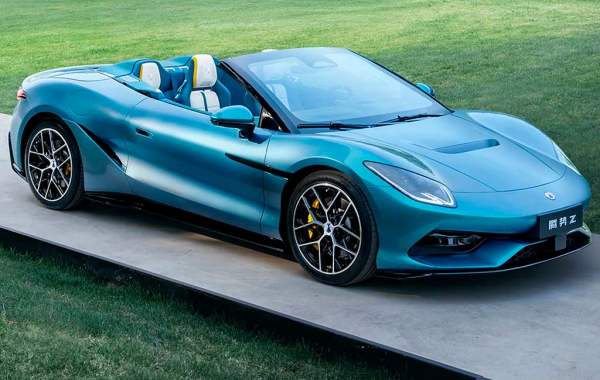Представлен кабриолет Denza Z: доступная альтернатива Maserati GranCabrio Folgore