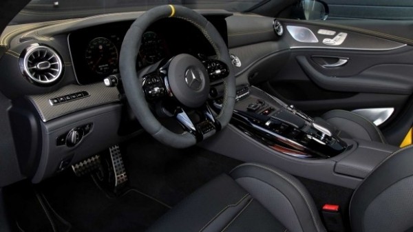 Топ-версия Mercedes-AMG GT 63 4-door Coupe стала быстрее Ferrari 812 Superfast Топ-версия Mercedes-AMG GT 63 4-door Coupe стала быстрее Ferrari 812 Superfast