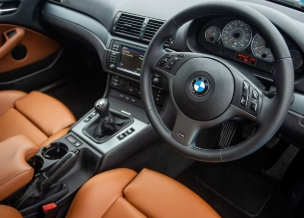 Легендарний BMW M3 2000-х повертають у виробництво в незвичному форматі